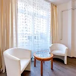 At The Synagogue - Jewish Quarter Apartment Budapest