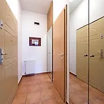At The Synagogue - Jewish Quarter Apartment