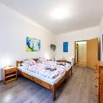 At The Synagogue - Jewish Quarter Apartment