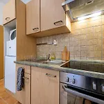 At The Synagogue - Jewish Quarter Apartment *