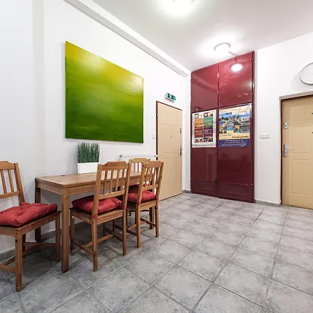 At The Synagogue - Jewish Quarter Apartment Budapest