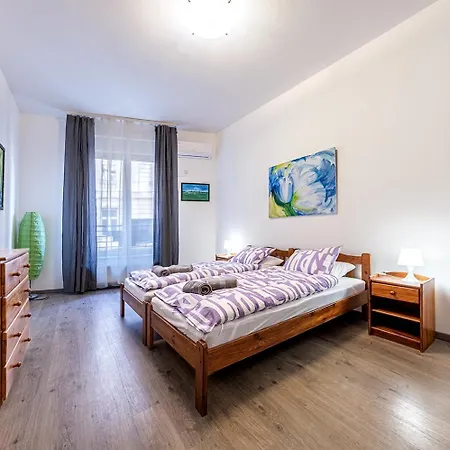 Apartment At The Synagogue - Jewish Quarter *