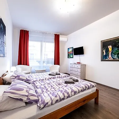 Apartment At The Synagogue - Jewish Quarter *